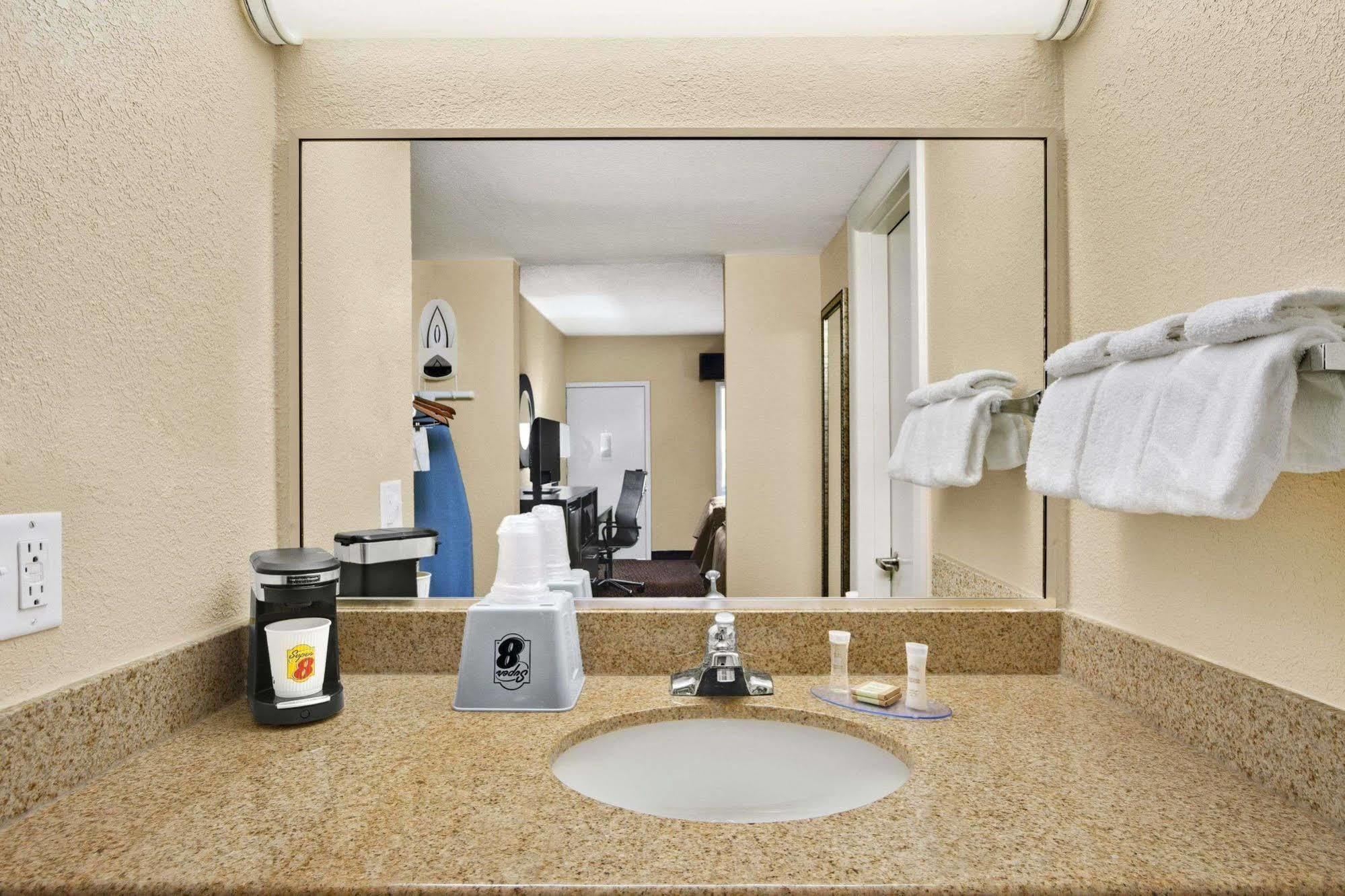 Quality Inn Asheville Downtown Tunnel Rd Exterior foto